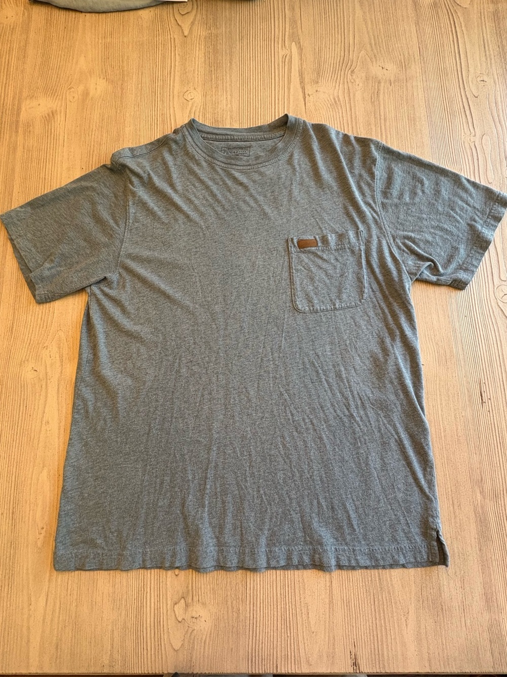 Pendleton Men's Pocket Crew Tee in Heather Gray